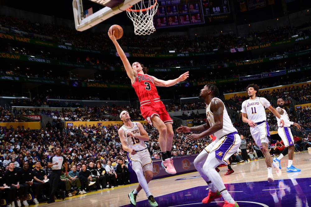 杰克逊在采访中谈到他年轻时朋友们总叫他内马尔：